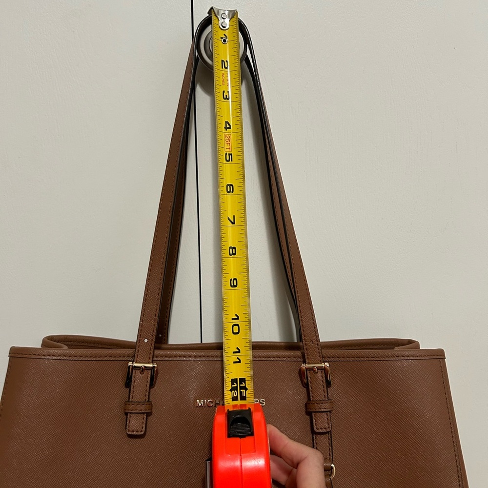 Michael Kors Jet Set Safiano Leather tote bag light brown - Picture 15 of 15